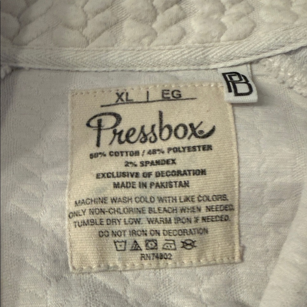 Pressbox White Quilted Pullover - image 2